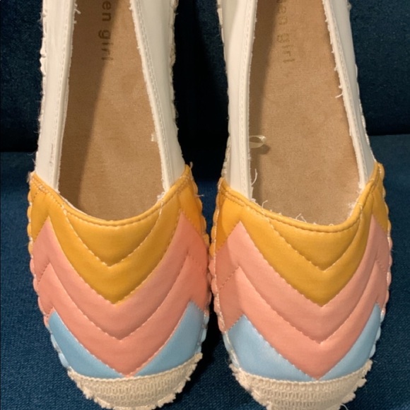 Madden Girl Espadrilles - Picture 3 of 4